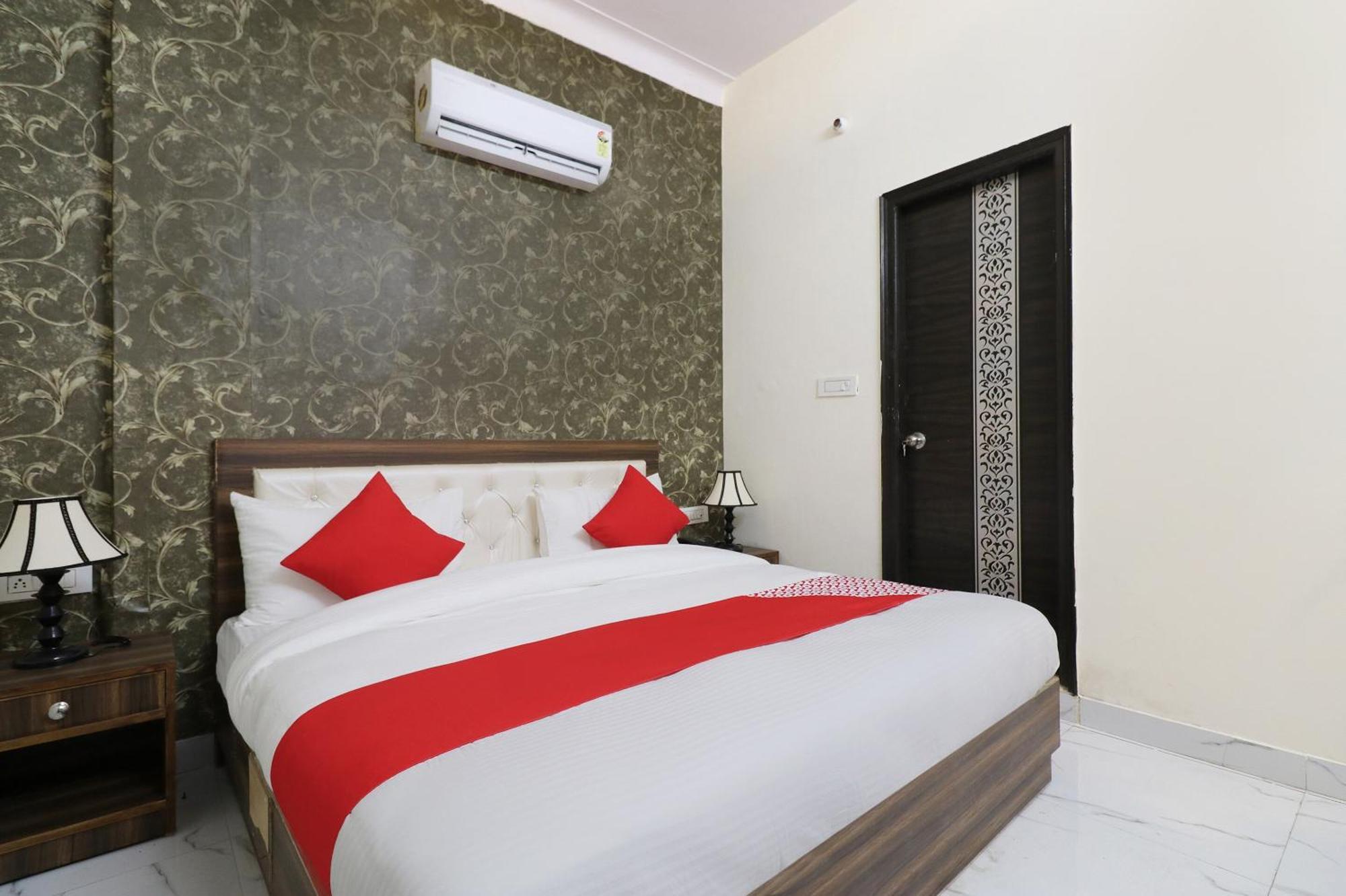 Hotel O Sangeet Faridabad Buitenkant foto