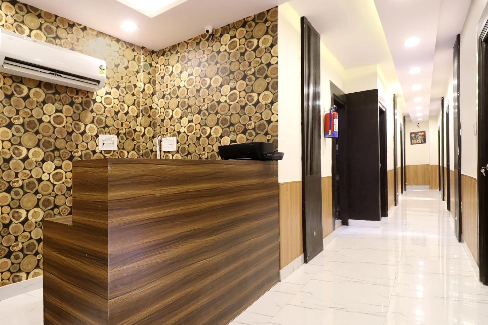 Hotel O Sangeet Faridabad Buitenkant foto