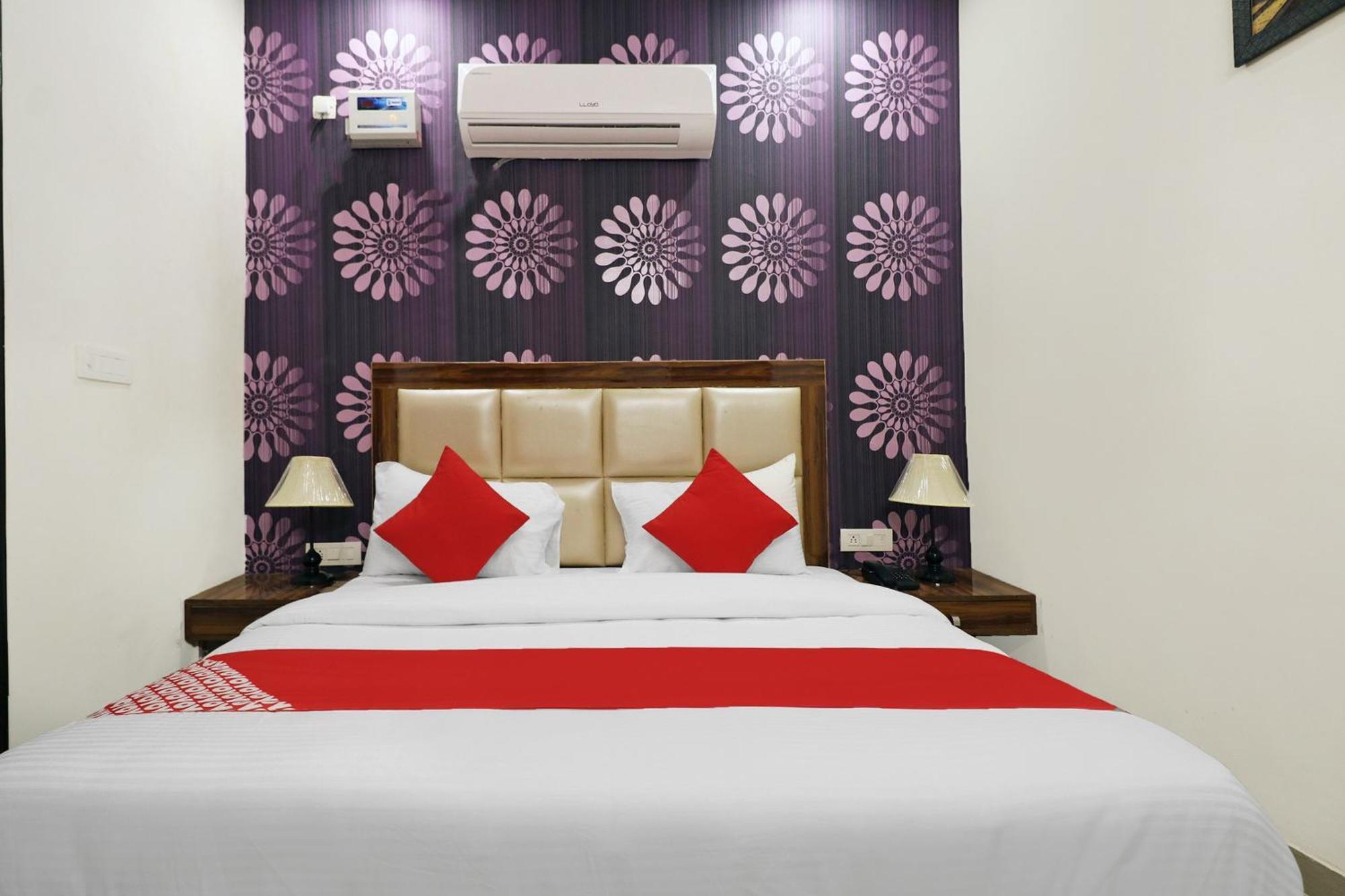 Hotel O Sangeet Faridabad Buitenkant foto