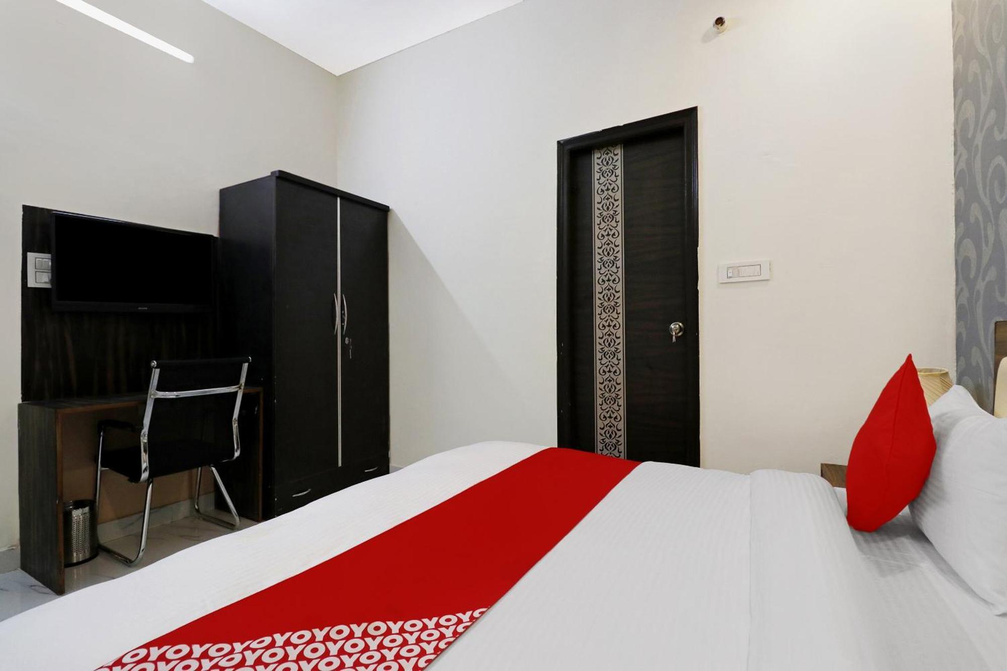 Hotel O Sangeet Faridabad Buitenkant foto