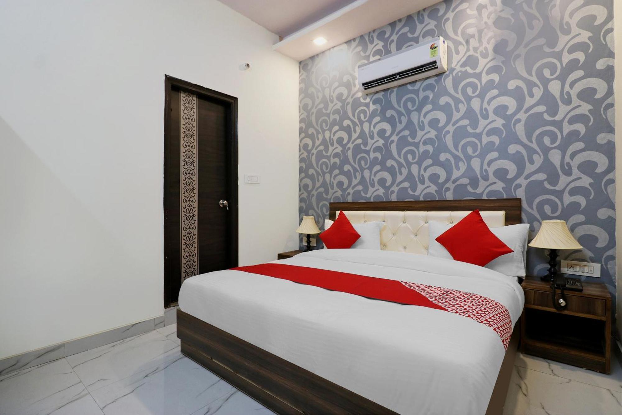 Hotel O Sangeet Faridabad Buitenkant foto